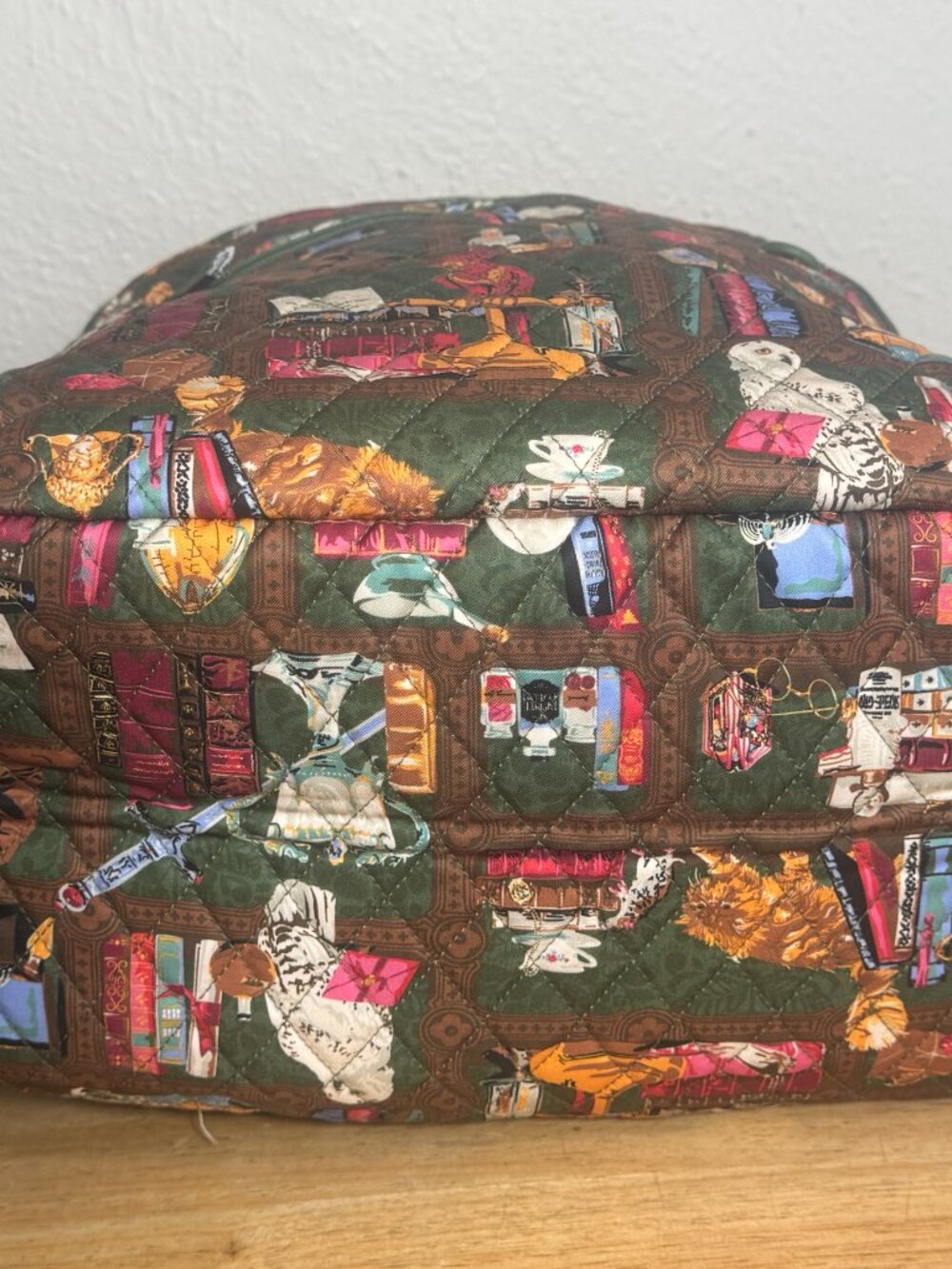 Vera Bradley X Harry Potter Bancroft Backpack in Hogwarts Library NWT - Picture 10 of 11